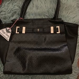 Great looking satchel👍🏼👜💋